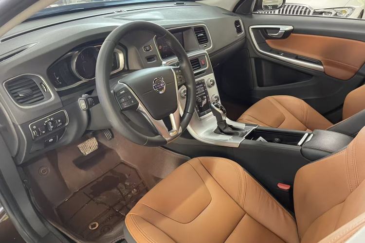 Used Volvo S60 2017 S60L T5 Intelligent Drive Edition Interior 1