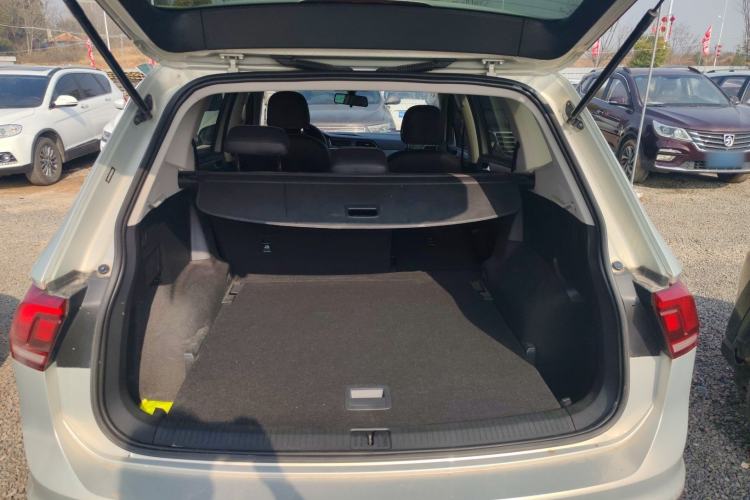 Used Volkswagen Tiguan L 2021 280TSI Automatic Two-Wheel Drive Smart Edition