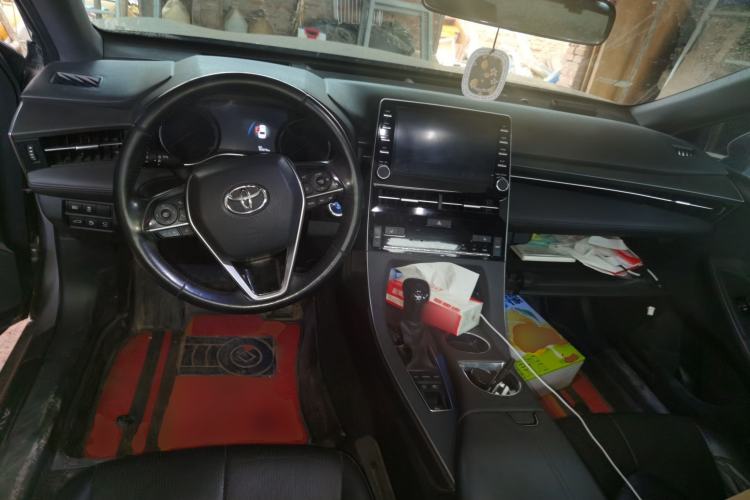 Used Toyota Avalon 2019 Dual-Engine 2.5L XLE Prestige Version China VI Standard
