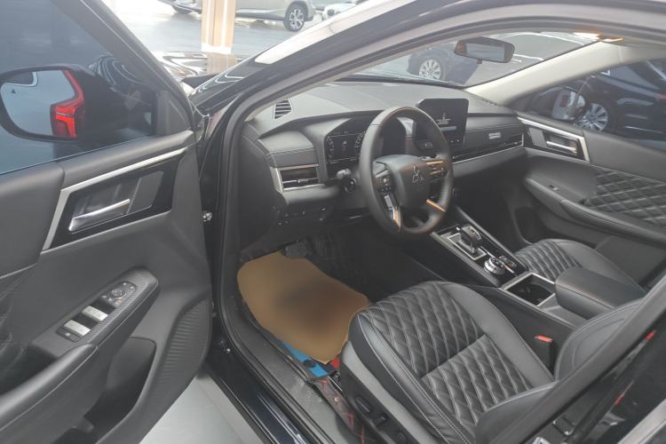 Used Mitsubishi Outlander 2023 1.5T CVT Four-Wheel Drive Prestige Edition 7 Seats