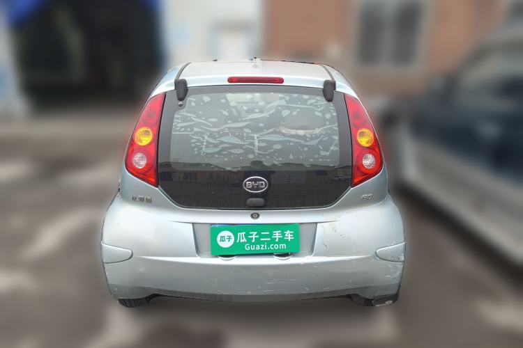 Used BYD F0 2011 Shangku Edition 1.0L Yuexiu Model Rear