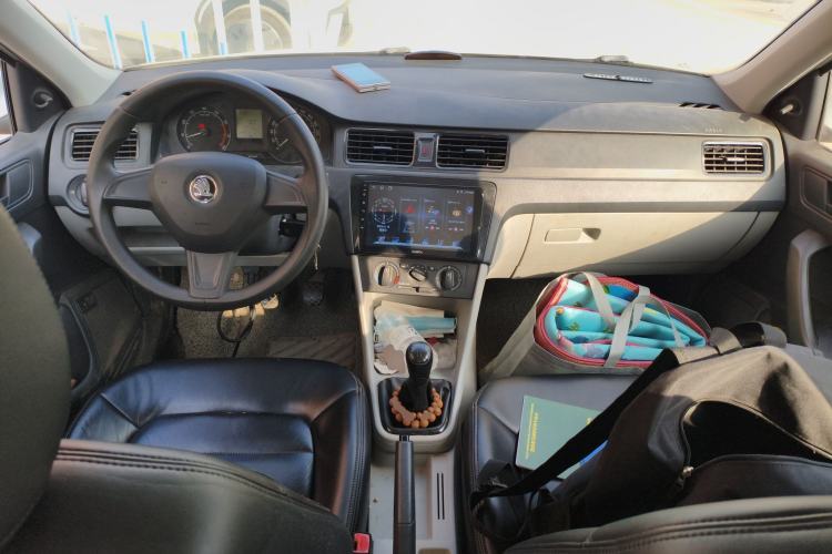 Used Skoda Rapid 2016 1.6L Manual Front-Wheel-Drive Version
