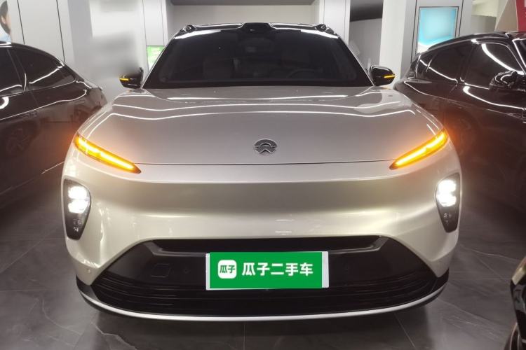 Used Nio ES8 2024 75 kWh Front