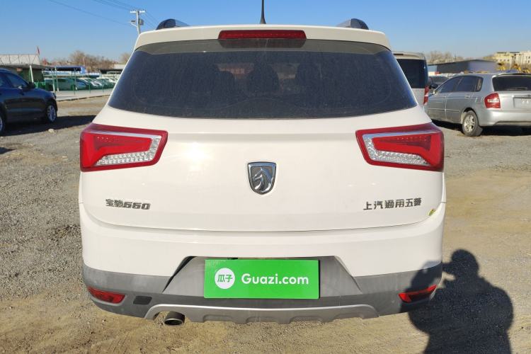 Used Baojun 560 2016 1.8L Manual Value Edition
