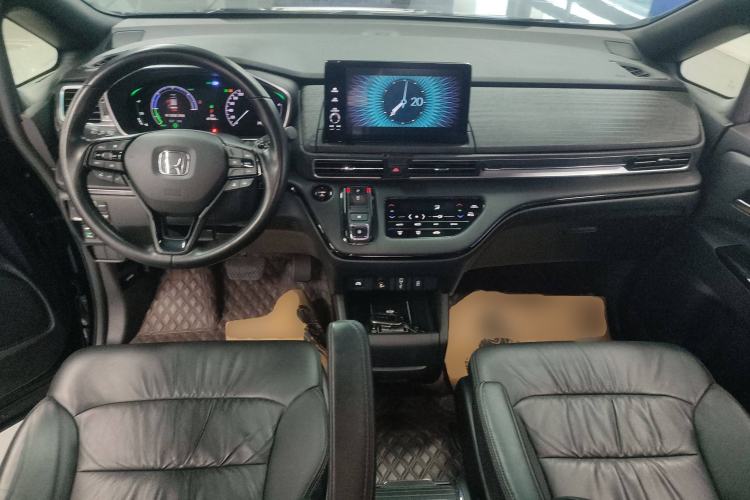 Used Honda Elysion 2024 2.0L eHEV Luxury Edition Interior 2