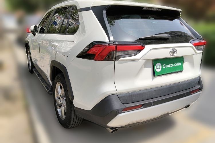 Used Toyota RAV4 2020 2.0L CVT Two-Wheel Drive Fashion Edition Rear Left 45 Deg