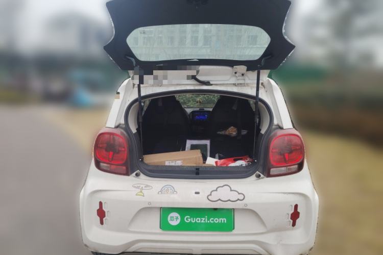 Used Roewe Clever 2021 302 km New Four-Seater Super-Efficient Version
