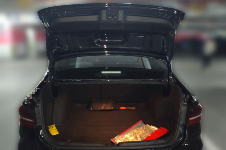 Used Volkswagen Lavida 2021 1.5L Automatic Vision Edition Trunk