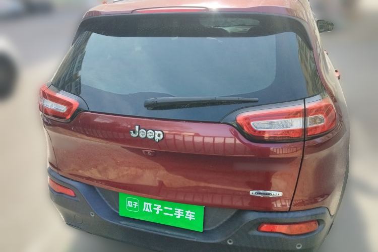 Used Jeep Cherokee 2016 2.0L Superior Edition Rear
