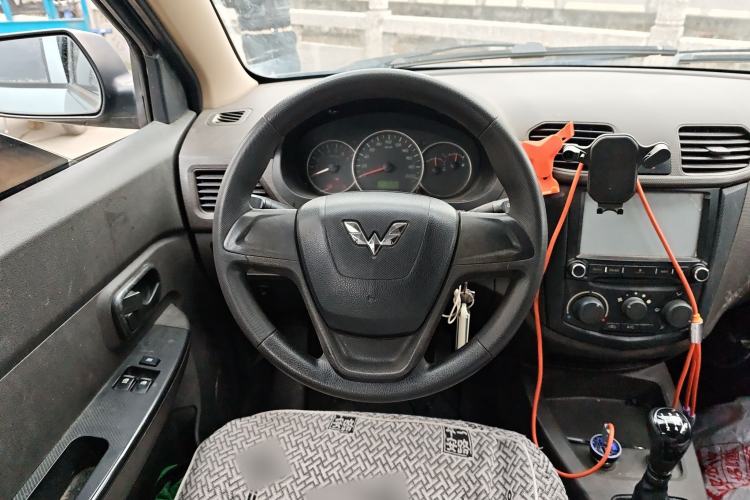 Used Wuling Hongguang 2013 1.5L Base Version