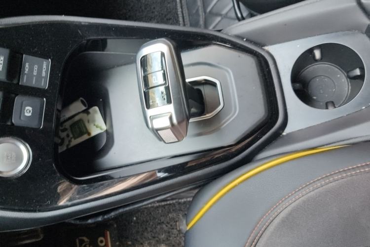 Used Haval H2s 2017 Red-Label 1.5T Dual-Clutch Luxury Model
