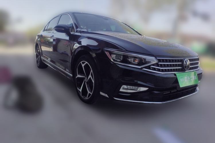 Used Volkswagen Magotan 2023 2 Million Units Limited Edition 330TSI DSG Leading Version
