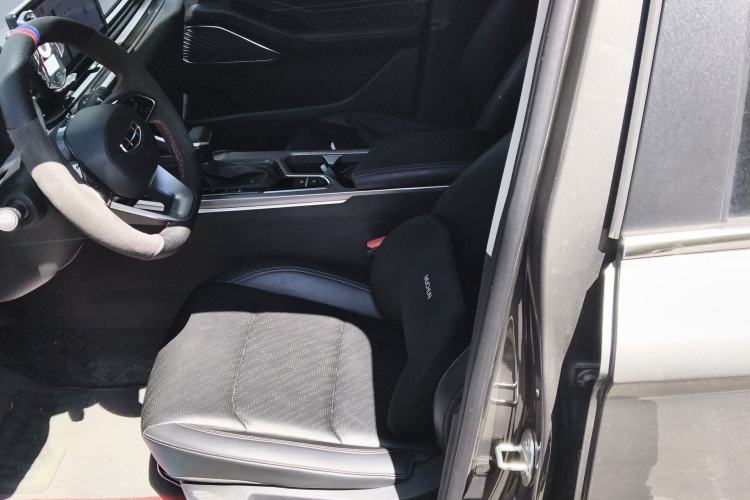 Used Geely Auto Emgrand 2023 4th Generation Champion Edition 1.5L CVT Prestige Model Left Front Seat