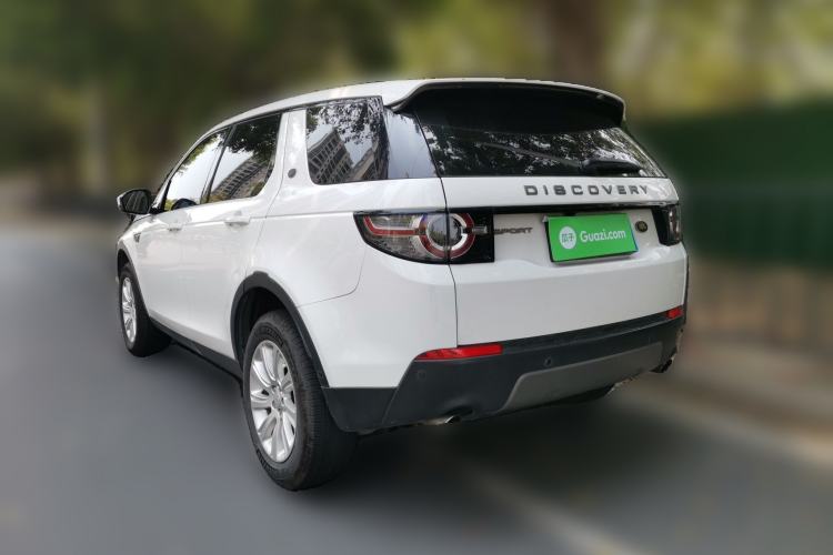 Used Land Rover Discovery Sport 2018 240 PS SE Version Rear Left 45 Deg