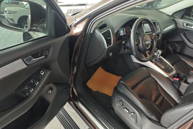 Used Audi Q5 2015 40 TFSI Technology Edition
