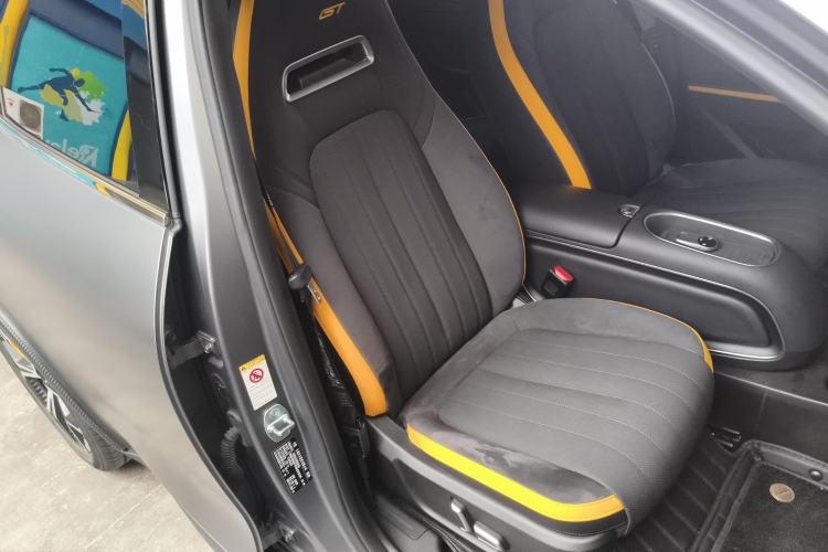 Used ORA Good Cat GT 2023 Mulan Edition 401km Prestige Version Right Front Seat