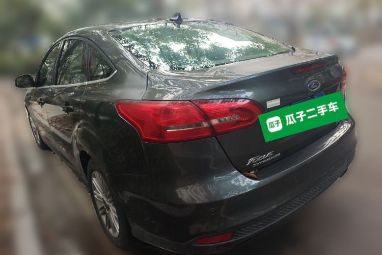 Used Ford Focus 2015 Sedan EcoBoost 180 Automatic Flagship Model
