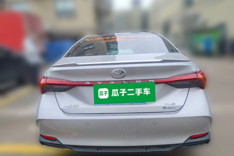 Used Toyota Avalon 2024 Dual-Engine 2.5L XLE Premium Edition