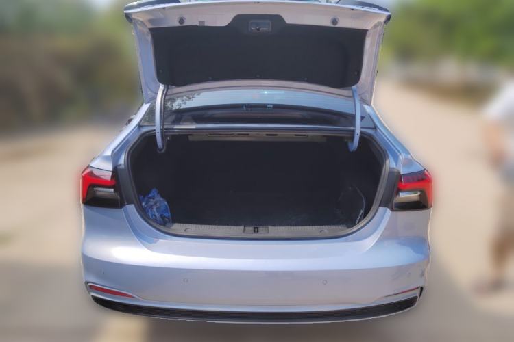 Used Rising ER6 2020 620 km Smart Edition
