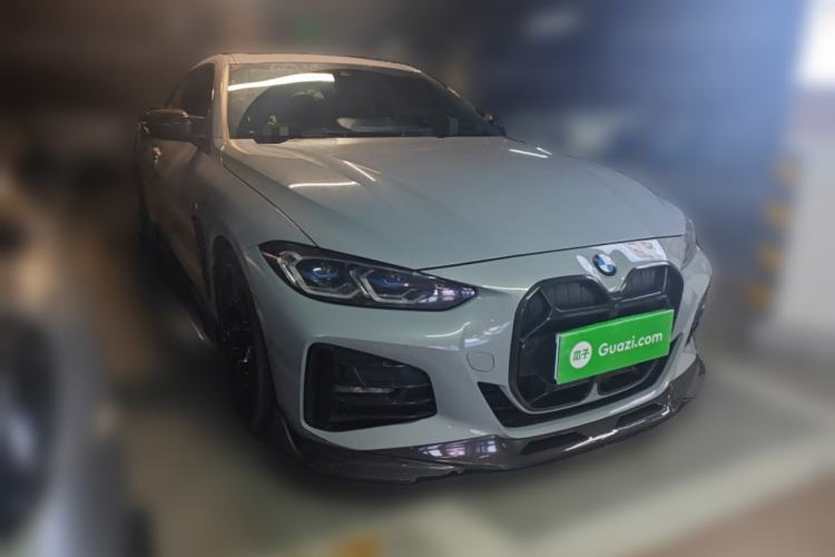 Used BMW 4 Series 2023 425i M Sport Night Edition Front Right 45 Deg