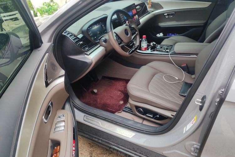 Used BYD Han 2025 DM-i 125KM Prestige Model
