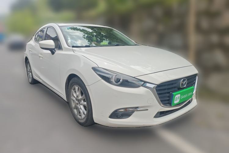 Used Mazda 3 Axela 2017 Sedan 1.5L Automatic Luxury Model China VI Standard
