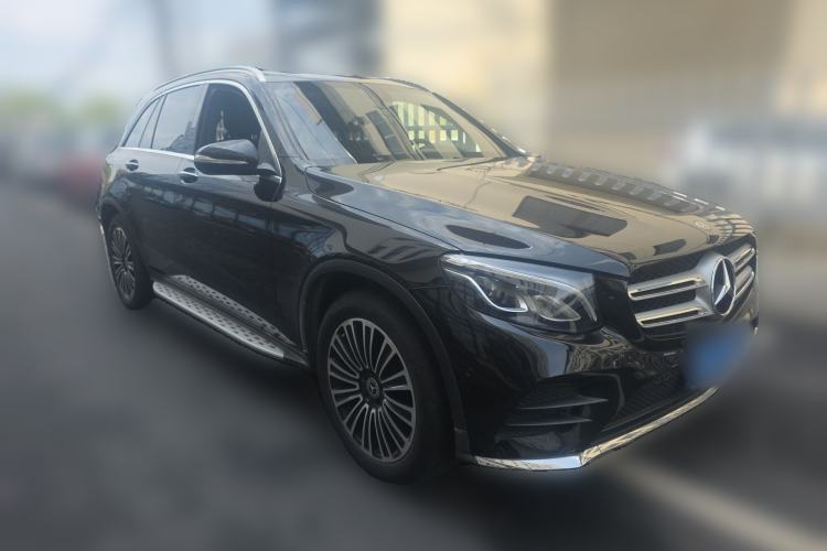 Used Mercedes-Benz GLC 2019 GLC 260 L 4MATIC Dynamic Model Front Right 45 Deg