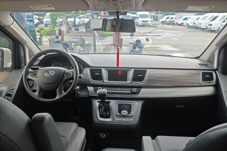 Used SAIC MAXUS G10 2018 PLUS 2.0T Automatic Smart Edition