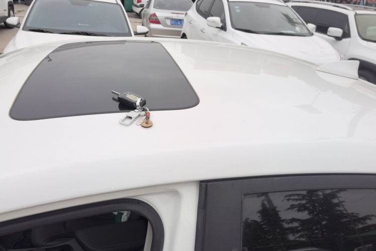 Used Buick GT 2018 18T Automatic Elite Model Roof