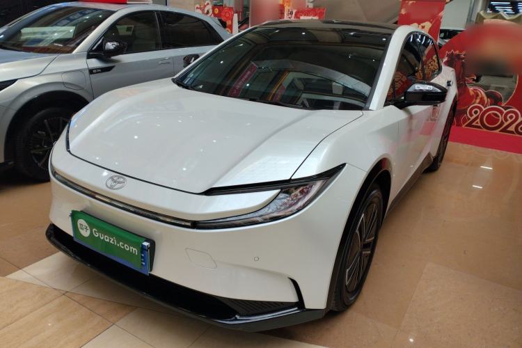 Used Toyota bZ5 2025 Model 550 JOY