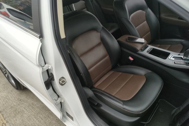 Used Geely Auto Emgrand GL 2018 1.4T DCT Prestige Smart Connectivity Version
