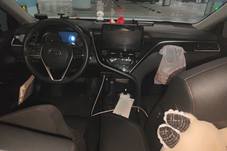 Used Toyota Camry 2021 2.0G Luxury Edition
