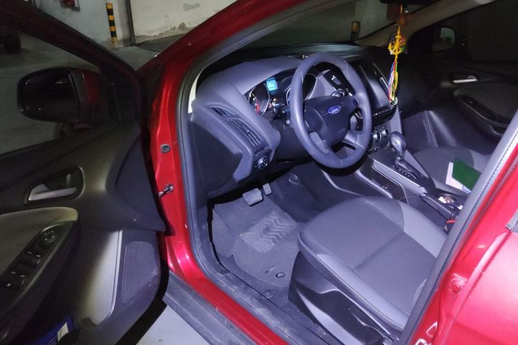 Used Ford Focus 2012 Hatchback 1.6L Automatic Comfort Model
