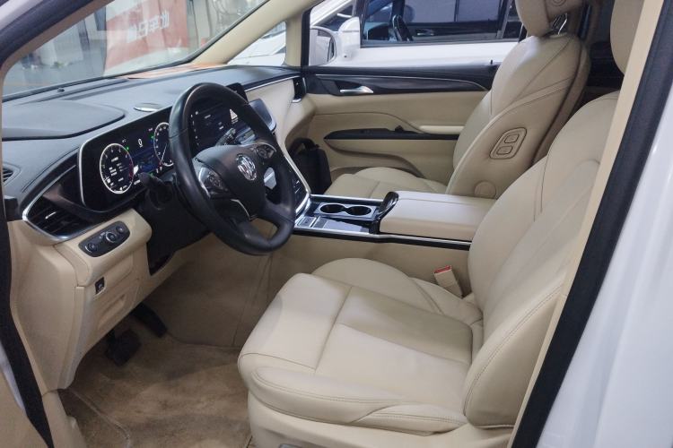 Used Buick GL8 2022 ES Landtrek 653T Luxury Edition
