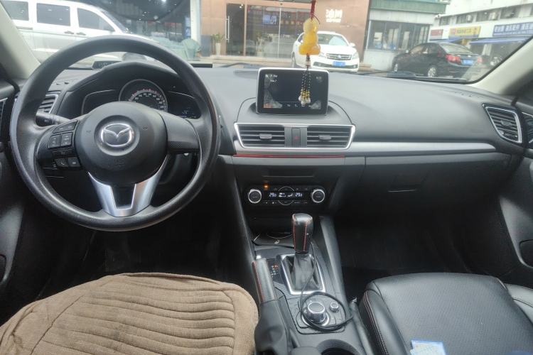 Used Mazda 3 Axela 2016 Sedan 1.5L Automatic Luxury Model Center Console