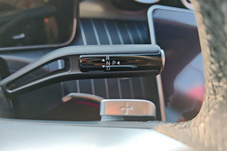 Used Mercedes-Benz C-Class 2023 C 260 L Bright Night Sports Edition Gear Lever