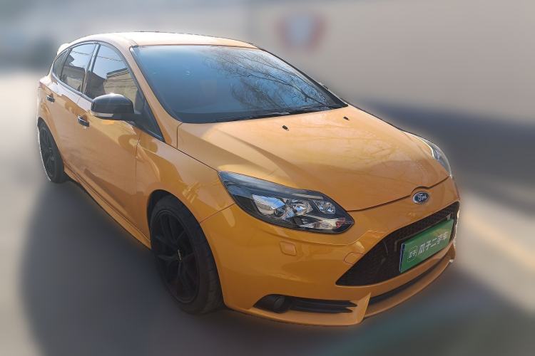 Used Ford Focus 2013 2.0T ST Orange Edition