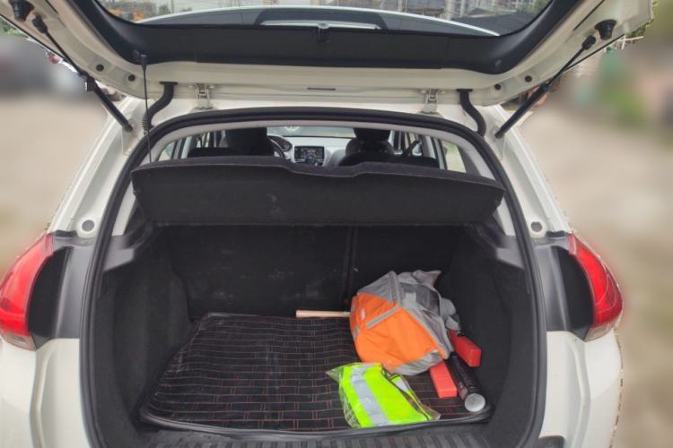 Used Peugeot 2008 2014 1.6L Manual Fashion Edition
