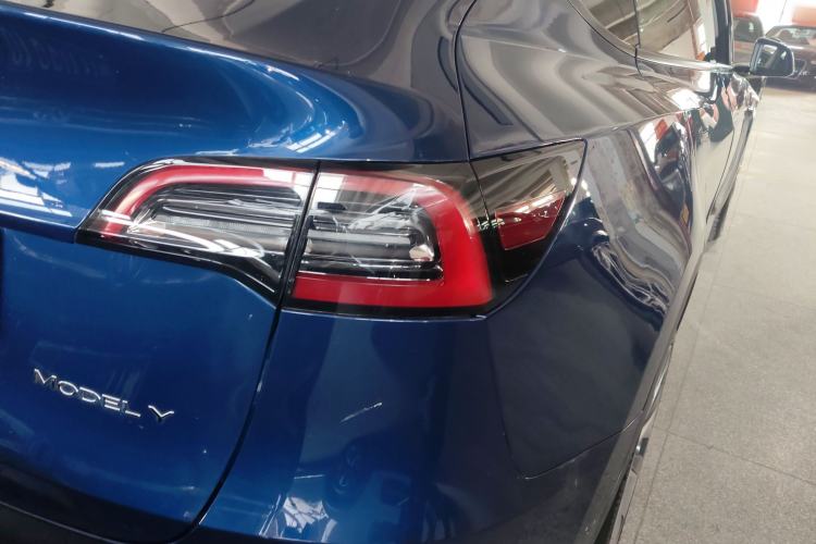 Used Tesla Model Y 2021 Standard Range Rear-Wheel Drive Version
