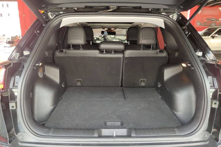 Used Jeep Cherokee 2019 2.0T Four-Wheel Drive Exploration Edition + Autonomous Driving Smart Package China V