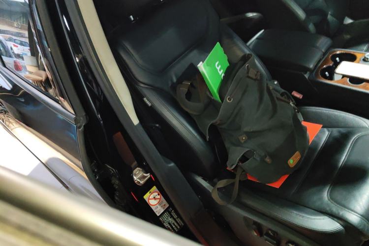 Used Volkswagen Touareg 2014 3.0 TSI New Edition
