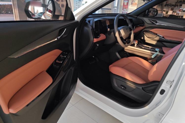 Used Changan X5 PLUS 2026 Model, Second Generation, 1.5T Transcendence PRO
