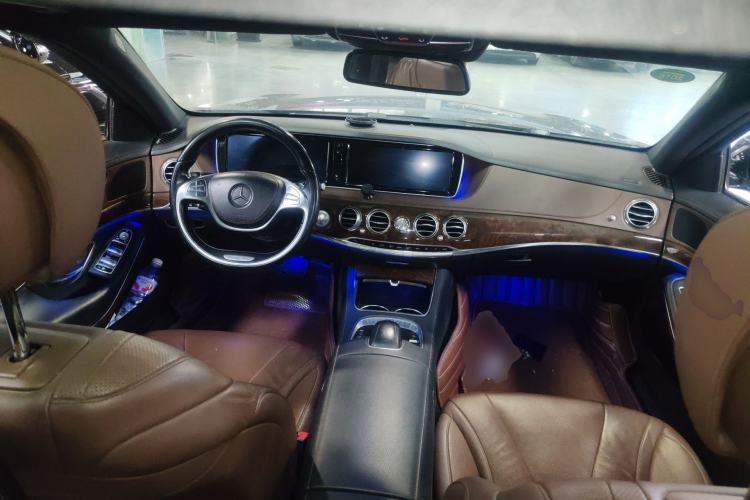 Used Mercedes-Benz S-Class 2014 S 400 L Prestige Edition Center Console