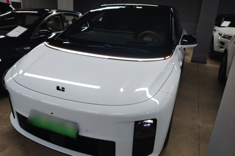 Used Li Auto Li Auto i6 2025 Model Two-Wheel-Drive Standard Type