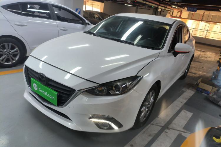 Used Mazda Mazda 3 Axela 2016 Sedan 1.5L Manual Comfort Model