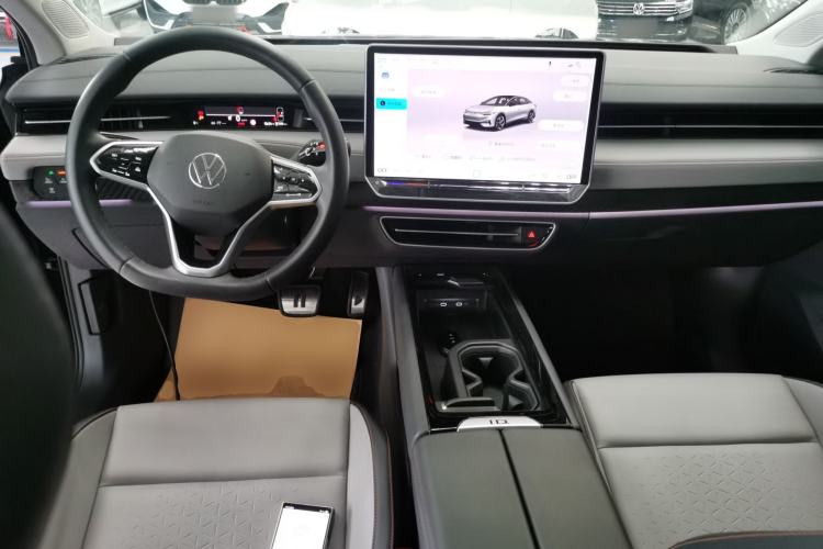 Used Volkswagen ID.7 VIZZION 2024 AIR model
