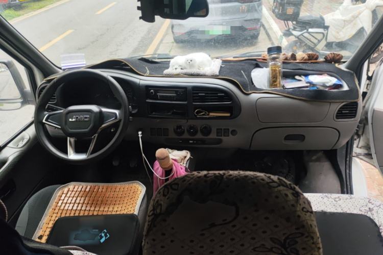 Used JMC Transit 2017 2.8T Commercial Version Short Wheelbase Mid-Roof 6/7/8-Seater JX493