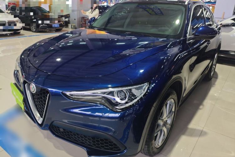 Used Alfa Romeo Stelvio 2017 2.0T 200HP Luxury Edition