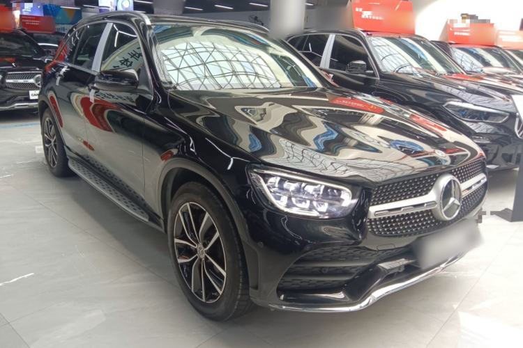 Used Mercedes-Benz GLC 2021 GLC 260 L 4MATIC Luxury Model Front Right 45 Deg