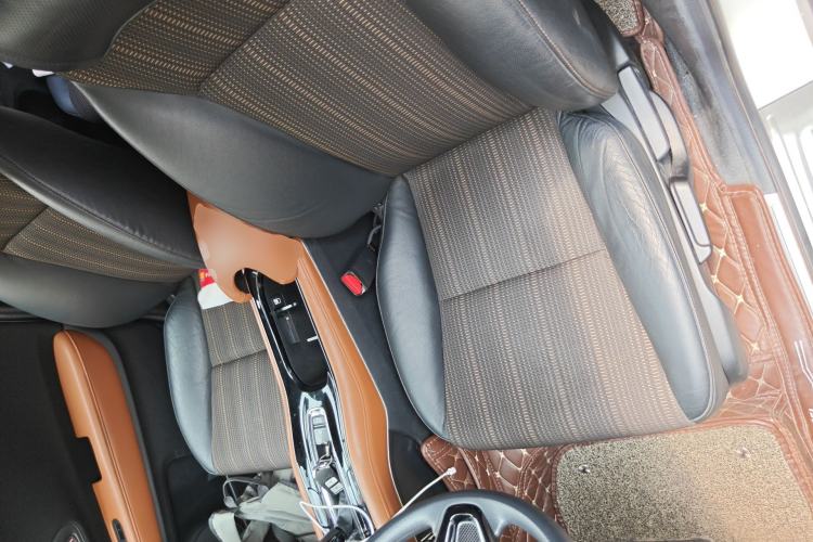 Used Honda Vezel 2017 1.8L CVT Front-Wheel Drive Pioneer Edition Left Front Seat